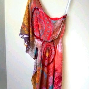 Bisou Bisou colorful one shoulder dress size 4